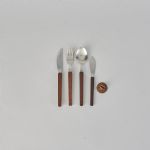 634748 Cutlery set